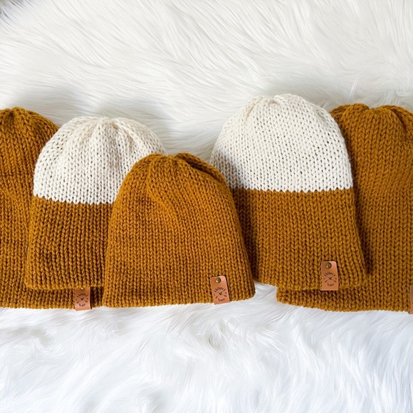 Adult, Mens/Womens Mustard reversible colour block toque, beanie, Slouchy hat - Picture 3 of 5